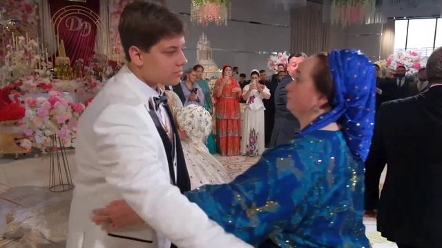 Свадьба Дамира и Эвелины Воронеж-Алматы. 1 часть смотреть онлайн