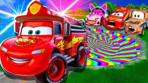 МУЛЬТИКИ ПРО МАШИНКИ 🚗 МОЛНИЯ МАКВИН СТАНОВИТСЯ СПАСАТЕЛЕМ И ЕДЕТ ВЫРУЧАТЬ СВОЮ КОМАНДУ АВТОБОТОВ