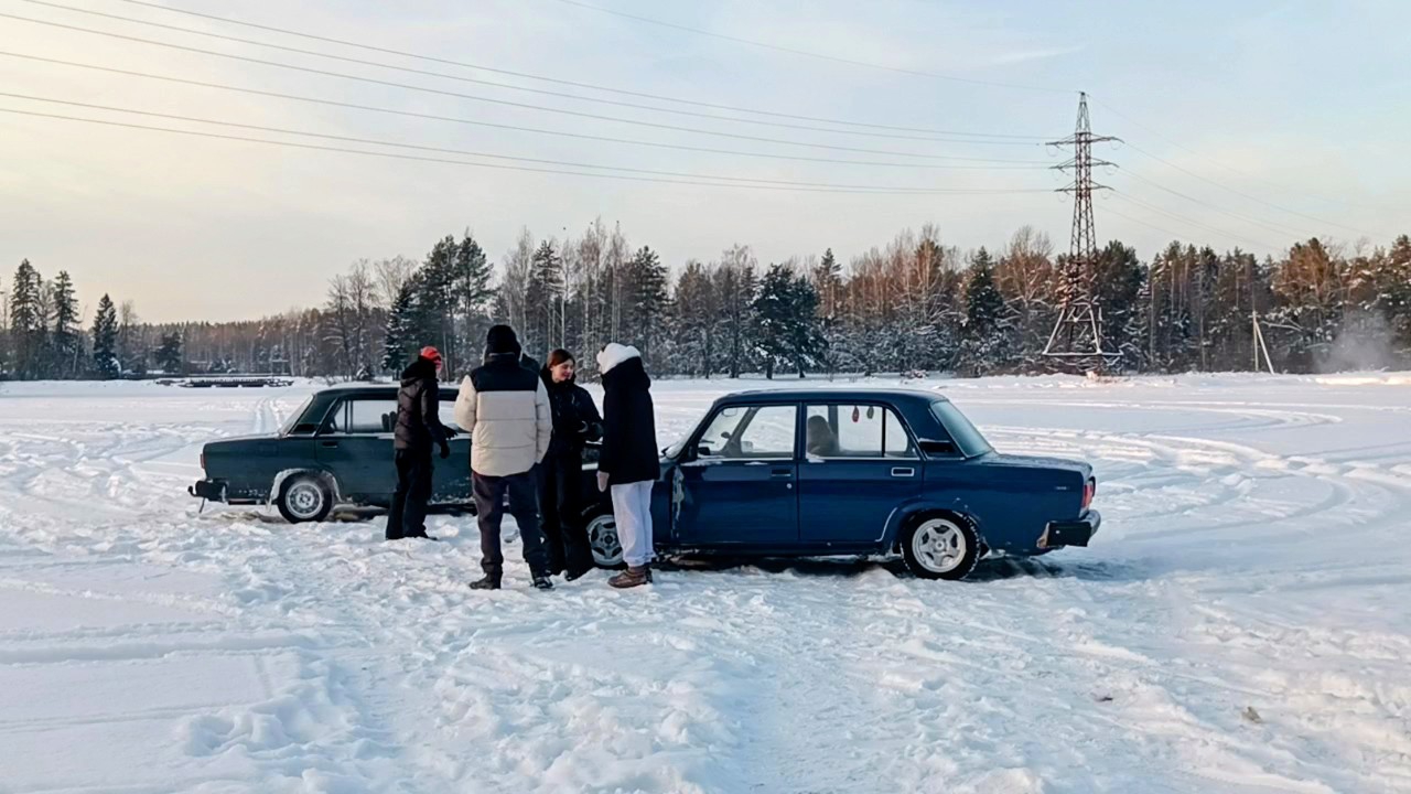 "Жизнь на пенсии".. Первый раз увидела авторалли по льду. смотреть онлайн