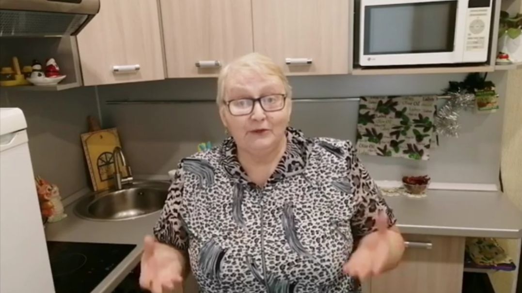 Архив. Шёл третий день нового года. Хотелось борща. Готовим борщ. Готовим щи. смотреть онлайн