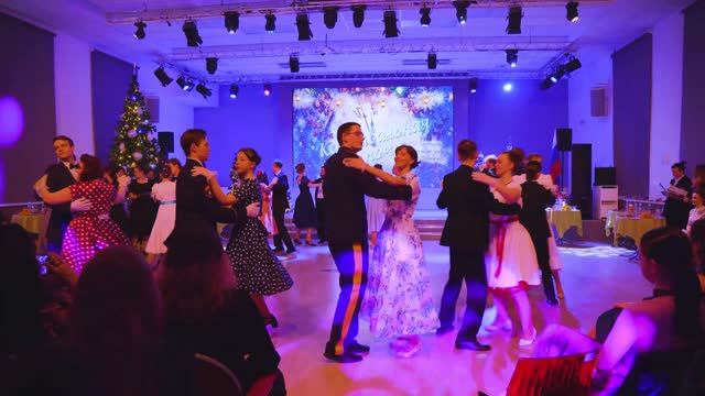 VIII Ежегодный студенческий Бал АГУ им. В.Н. Татищева "Карнавальная ночь" смотреть онлайн