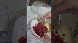 Кекс, который ВЗРЫВАЕТСЯ ягодами! Вы такого НЕ пробовали.