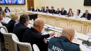 Перебои с теплом и отключения холодной воды. Оперативное совещание в Правительстве Самарской области