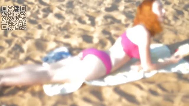 Девушка в купальнике смотреть онлайн