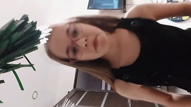 оцените мой наряд есть с одного до десяти я буду завтра на школьном празднике обязательно выложу смотреть онлайн