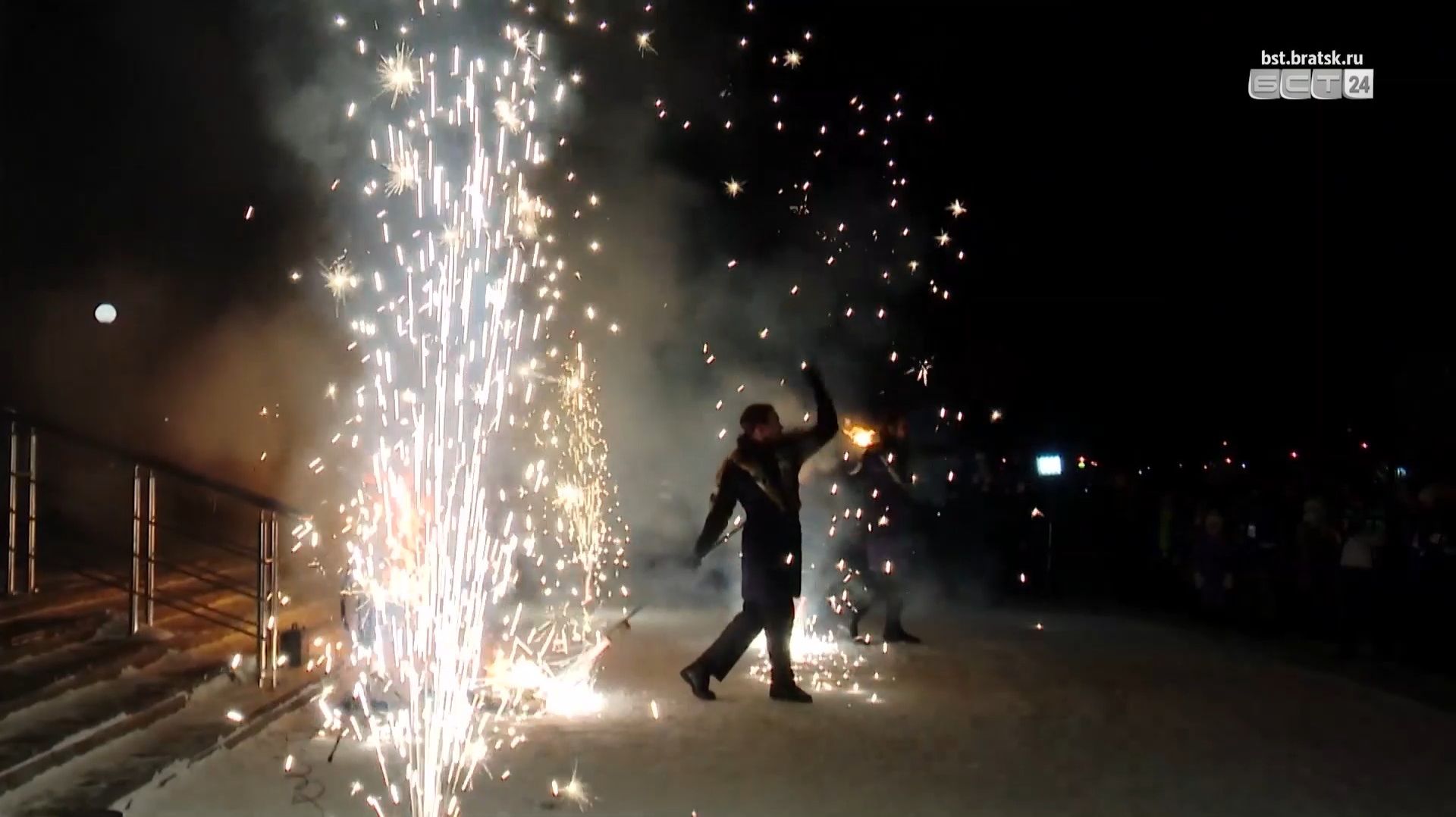 «Все на лёд!»: в Братске прошла традиционная акция ко Дню студента смотреть онлайн