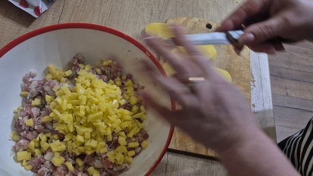 ДИМА ПРОСИТ ДОБАВКИ.. смотреть онлайн