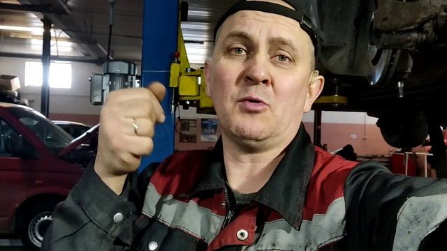 Peugeot 408 1,6 16кл. Течь масла: Замена двух сальников коленвала и упл кол. кронштейн масла, дв с/у смотреть онлайн