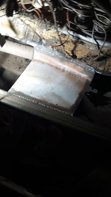 Нива 2329  доварил тоннель пола