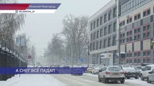 Техника и бригады коммунальщиков работают на дорогах и улицах Нижнего Новгорода