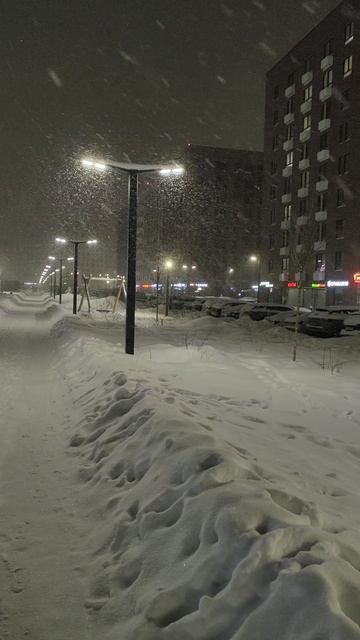 А у нас снегопад в Москве смотреть онлайн