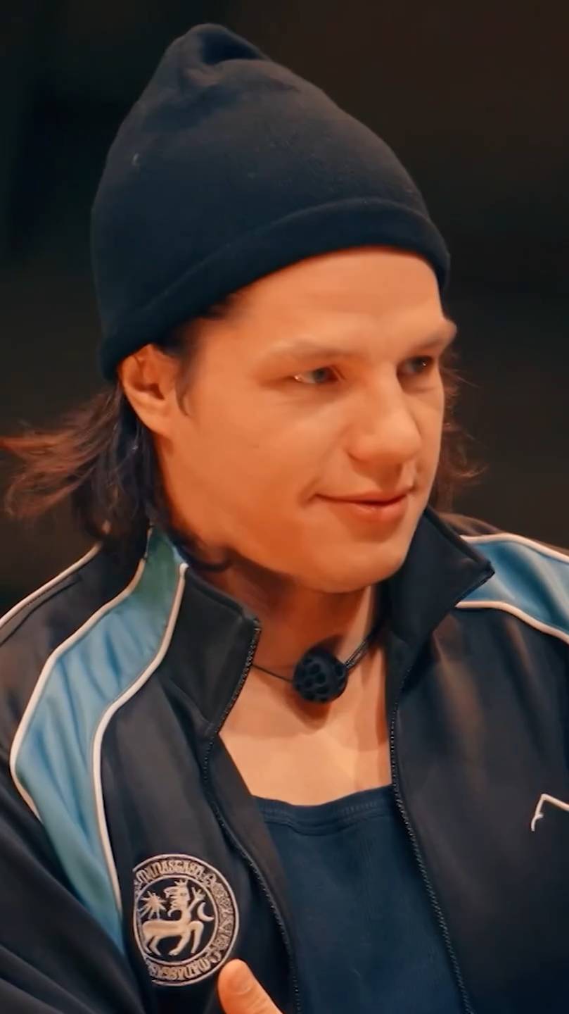 Регбист не верит в победу женщины в «Титанах» смотреть онлайн