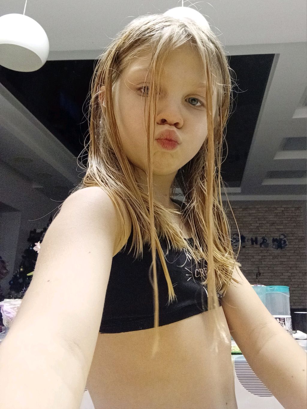 Прошу смотреть онлайн