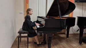 Пичугина Есения, 10лет // Г.Галынин "Вальс"