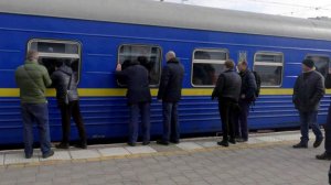 Более 500 тыс. мужчин покинули Украину после разрешения на выезд