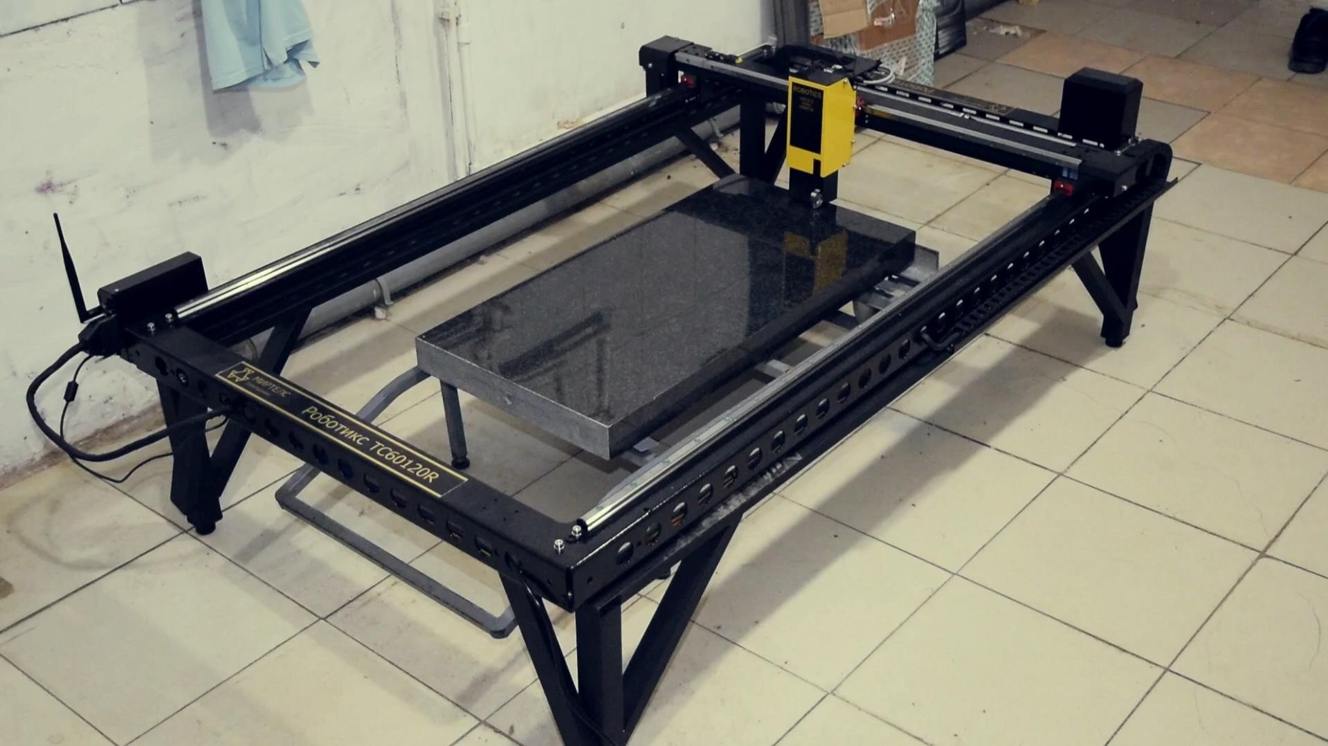 Основы работы на ударном гравировальном станке Robotics (распакова и гайд по ЧПУ Миртелс Роботикс) смотреть онлайн