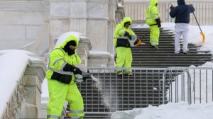 NYP: не менее 26 человек погибли в США из-за последствий снежной бури