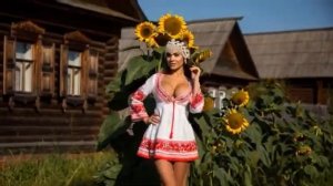 СВЕТКА С ТРАКТОРИСТОМ ВЗРЫВНАЯ ЧАСТУШКА