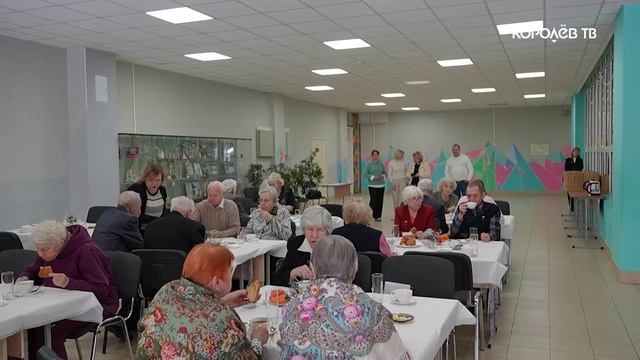 Звонок памяти: школьники Королёва встретились с ветеранами блокадного Ленинграда смотреть онлайн