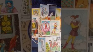 Таро расклад для Скорпионов на 2026 год на 12 домов гороскопа