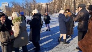 Ромашка роза ты моя - прошу не мучь меня. Танцы.