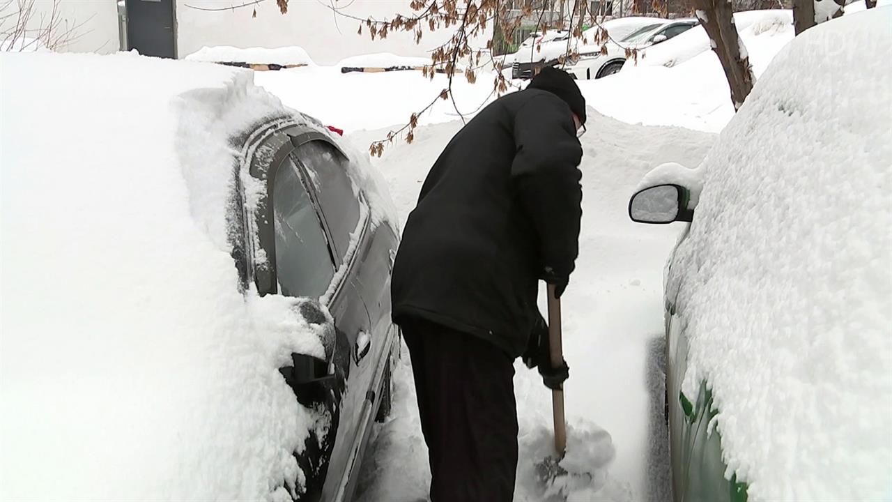 Столичный регион вновь во власти сильного снегопада. смотреть онлайн