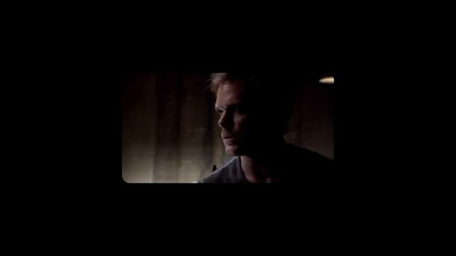 Декстер Морган vs Кожаное лицо смотреть онлайн