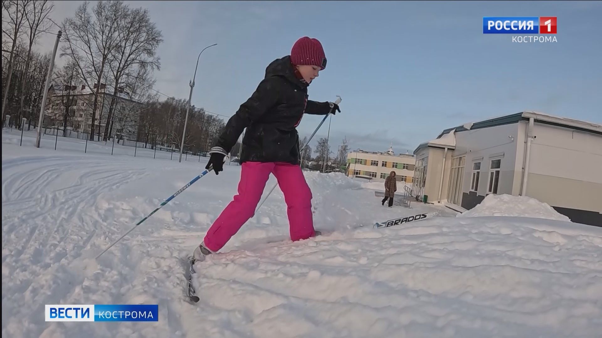 Новый физкультурно-оздоровительный комплекс в заволжском районе Костромы заработал в полную силу смотреть онлайн