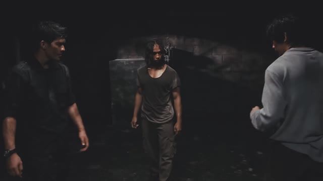 Рама и Энди убивают Бешеного Рейд отрывок(2012) смотреть онлайн