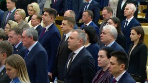 Депутаты Госдумы почтили минутой молчания память погибших в дни блокады.