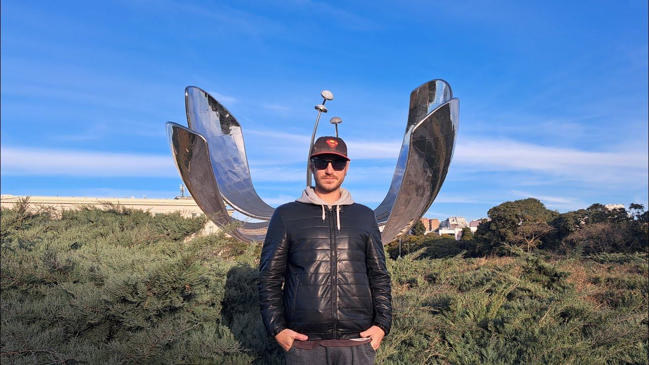 Переехал в новую комнату в Buenos Aires. Конец кошмара. Площадь Congreso. Ем бургер у вокзала Retiro смотреть онлайн