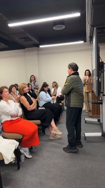 Два пути к успеху мужчины: работа или любовь к женщине - Жанат Кожамжаров смотреть онлайн