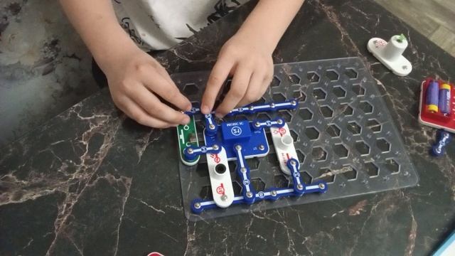 373.mp4 смотреть онлайн