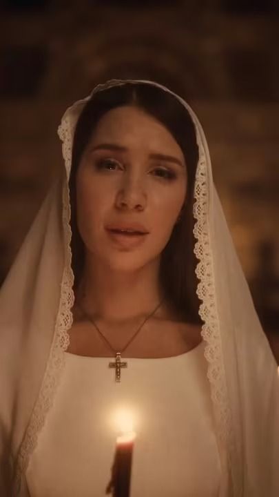 Ликуйте небо и земля, Спас мира ныне в пеленах #vasilissa #miravi #аксионестин смотреть онлайн