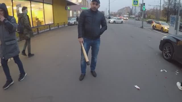 СтопХам-Выскочил с битой, поставили на место смотреть онлайн