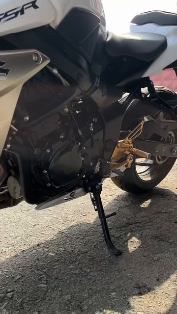 Продажа Suzuki GSR 750, 2012 год в Хабаровске! смотреть онлайн