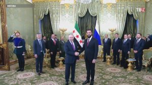 Путин: Россия поддерживает усилия властей Сирии по восстановлению территориальной целостности