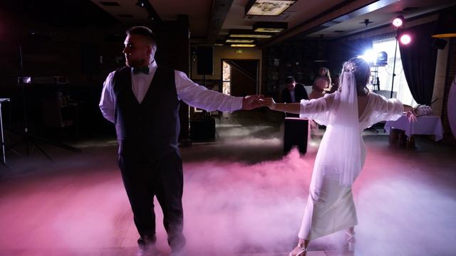 Первый свадебный танец молодожёнов смотреть онлайн