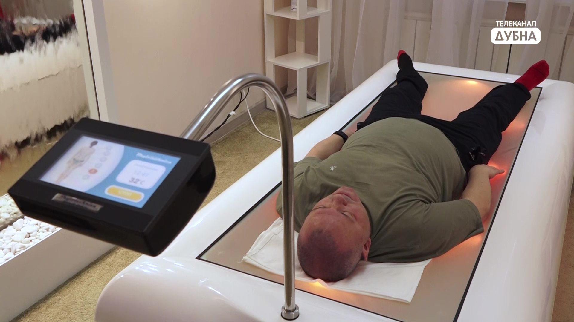 Помощь в адаптации смотреть онлайн