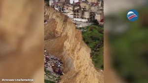 Оползень разрушил часть города в Нишеми на Сицилии, дома висят над пропастью