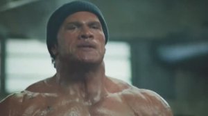 Фильм Крушитель 2025