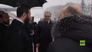 الشرع يصل إلى موسكو للاجتماع مع بوتين