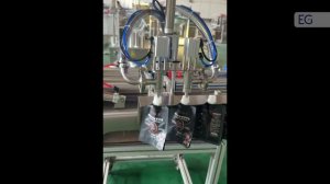 Полуавтоматический станок для розлива жидкости в дой-пак DM-1000