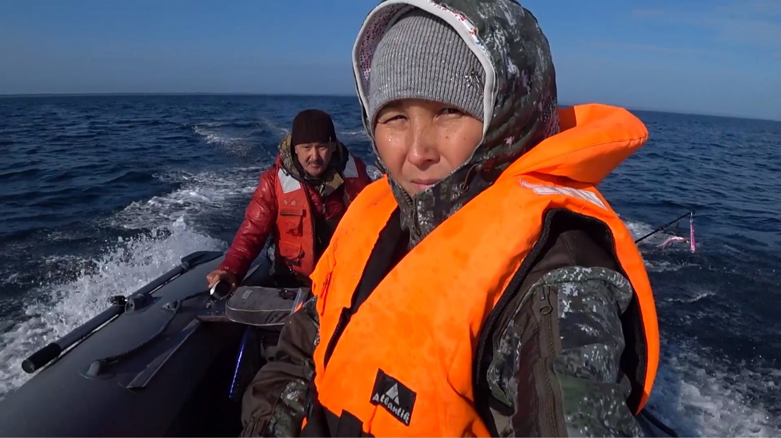 Трое в лодке и куча минтая смотреть онлайн