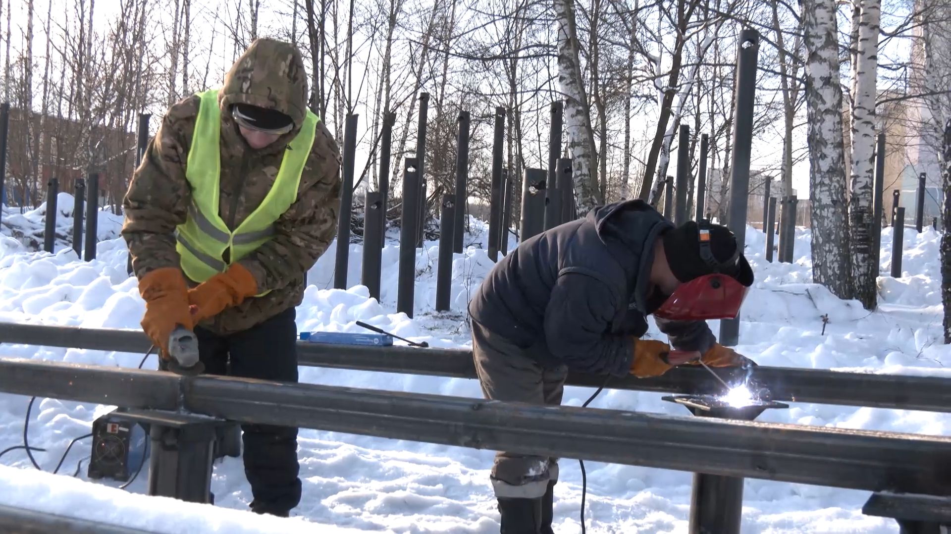 В Ивантеевке стартовали работы по благоустройству территории у реки Учи смотреть онлайн