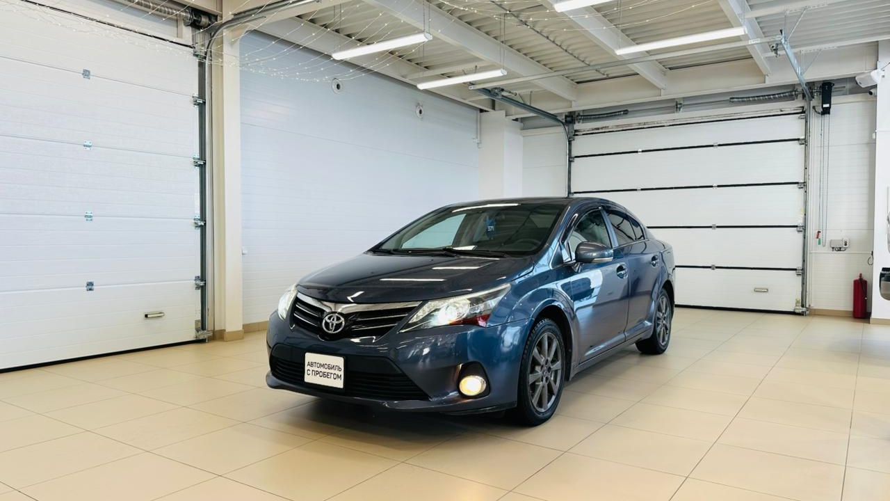 Toyota Avensis, 2010 год смотреть онлайн