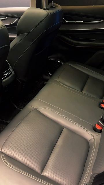 EXEED LX смотреть онлайн