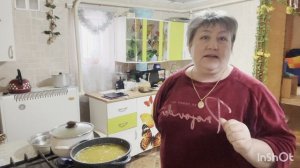 Готовлю перловку со свиной тушёнкой,салат  с куриной грудкой!.Вкуснятина!