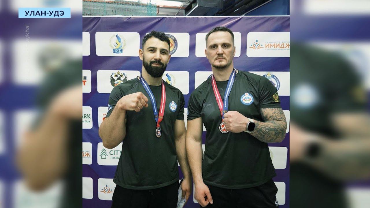 Армрестлеры из Мирнинского района взяли серебро и бронзу на Дальневосточном чемпионате смотреть онлайн