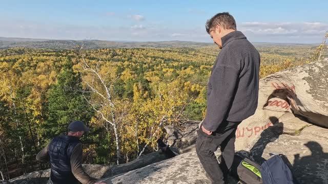 ОПАСНЫЙ ПОДЪЕМ на высоту 563 м 🗻 ФЕНОМЕНАЛЬНЫЙ вид за горизонт ❗❗ Оно ТОГО СТОИЛО 💪 Аракуль 💥 смотреть онлайн